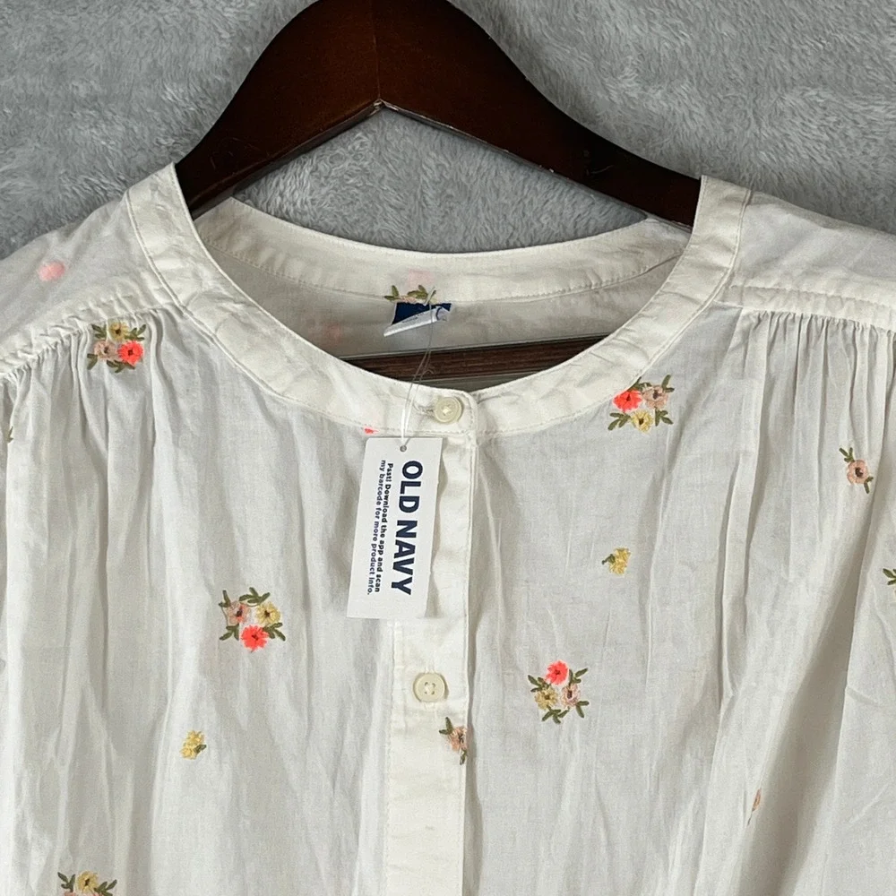 Old Navy Floral Embroidered Dobby Blouse NWT L White Cotton Puff Sleeve Top Boho
